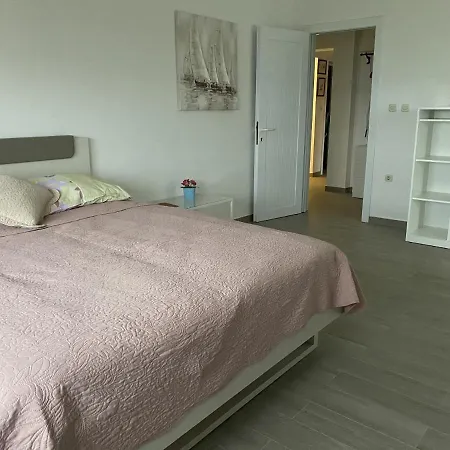 公寓 Poolincluded - Villa Apartment Dajana 马斯莱尼察