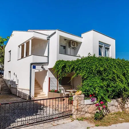 Poolincluded - Villa Apartment Dajana