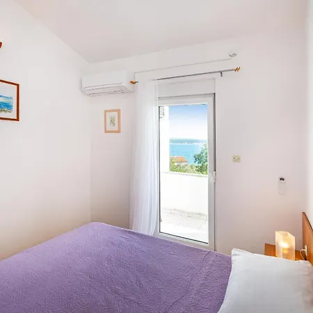 Apartment Poolincluded - Villa Apartment Dajana