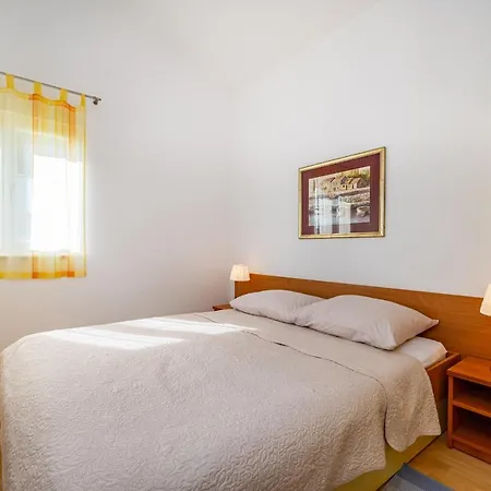 Poolincluded - Villa Apartment Dajana 公寓 *